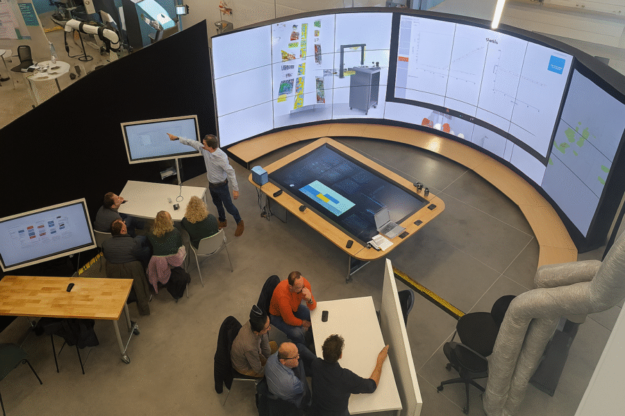 Designer(1) Designer(1)